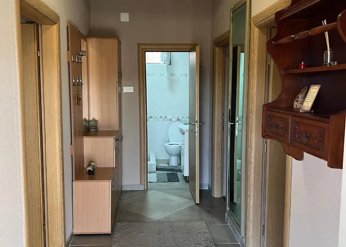 Daire Bandici House Podgoriçe